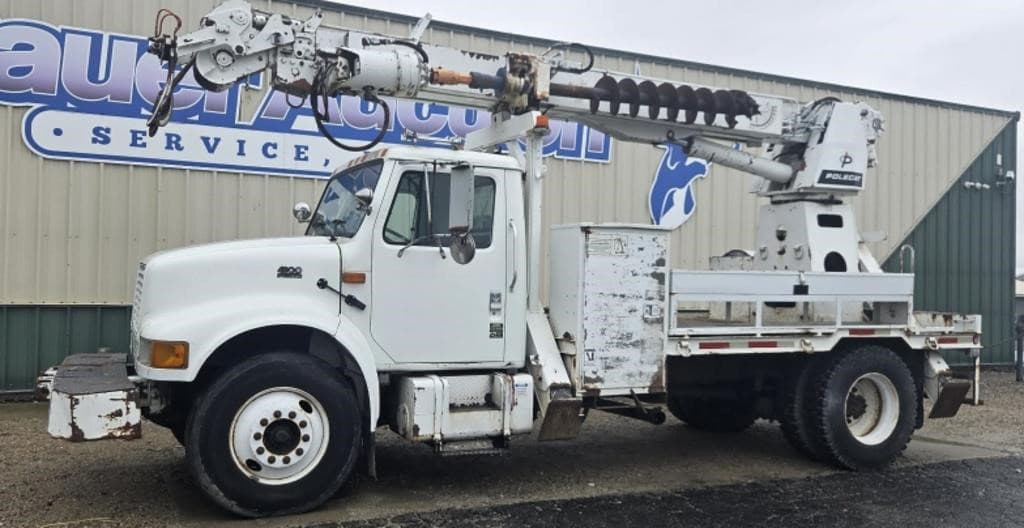 Image of International 4900 Primary image