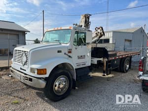 2000 International 4700 Image