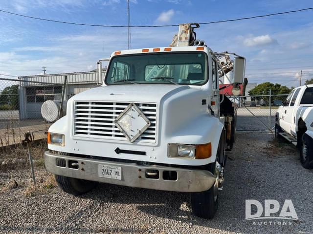 Image of International 4700 equipment image 1