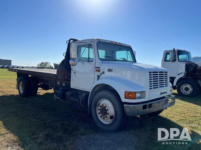 Image of International 4700 equipment image 4