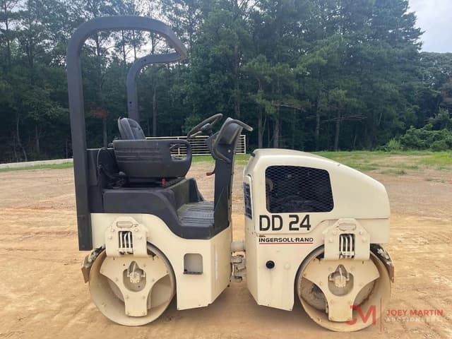 Image of Ingersoll Rand DD-24 equipment image 1