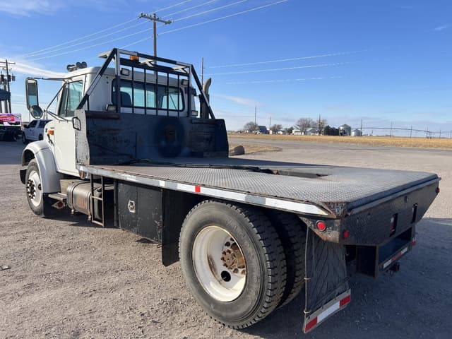 Image of International 4700 equipment image 2