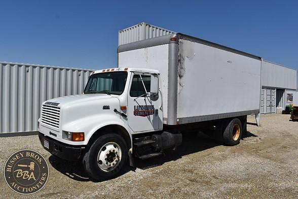 Image of International 4700 equipment image 2