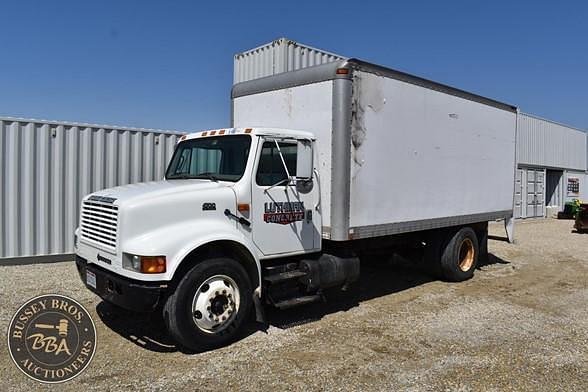 Image of International 4700 equipment image 3