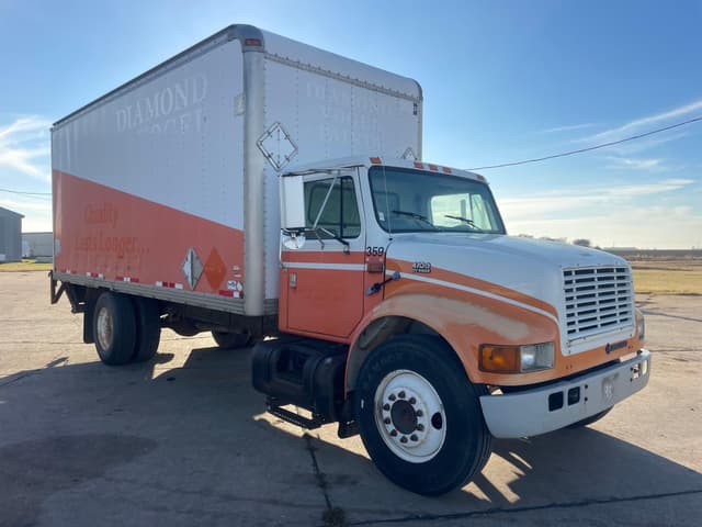 Image of International 4700 equipment image 2