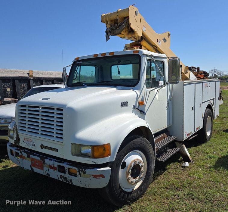 Main image International 4700