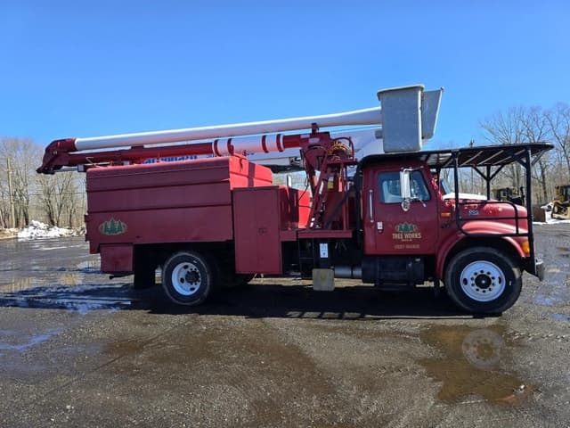 Image of International 4700 equipment image 3