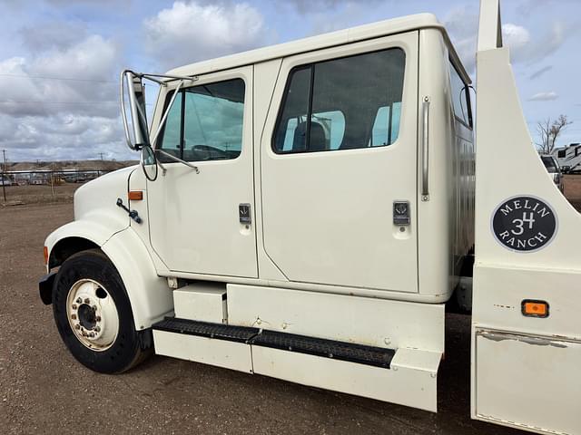 Image of International 4700 equipment image 3