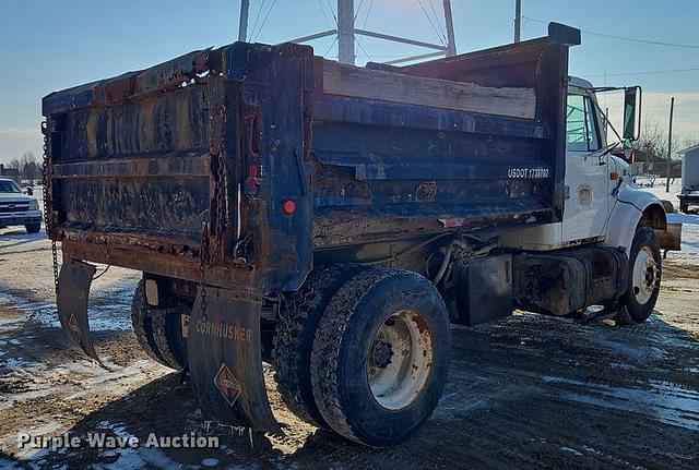 Image of International 4700 equipment image 4