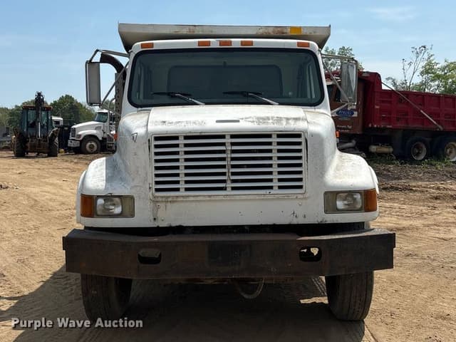 Image of International 4700 equipment image 1