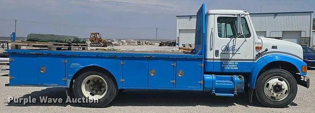 Image of International 4700 equipment image 3