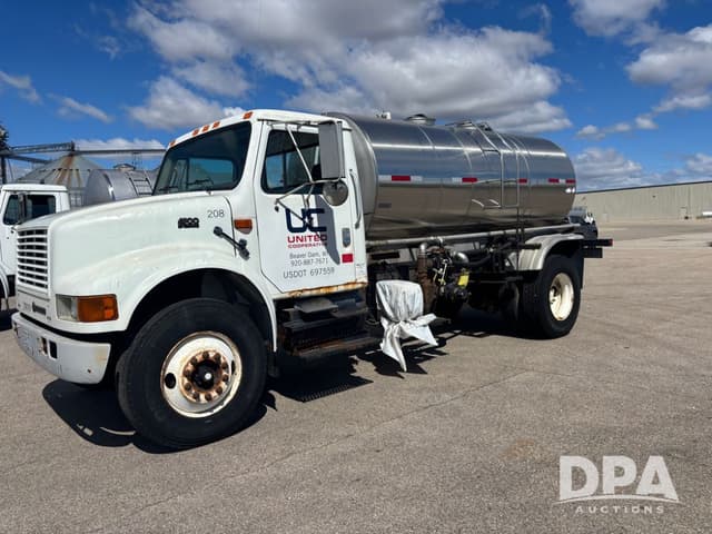 Image of International 4700 equipment image 1