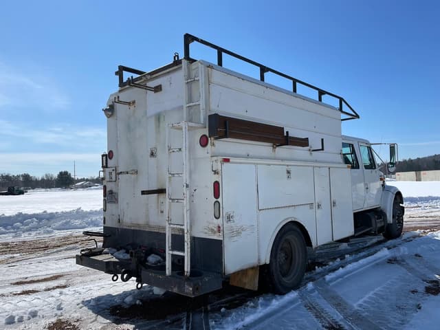 Image of International 4700 equipment image 4
