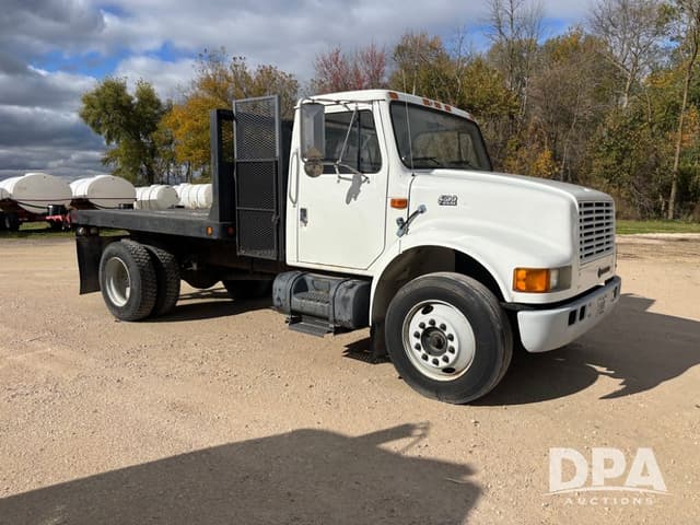 Image of International 4700 equipment image 1