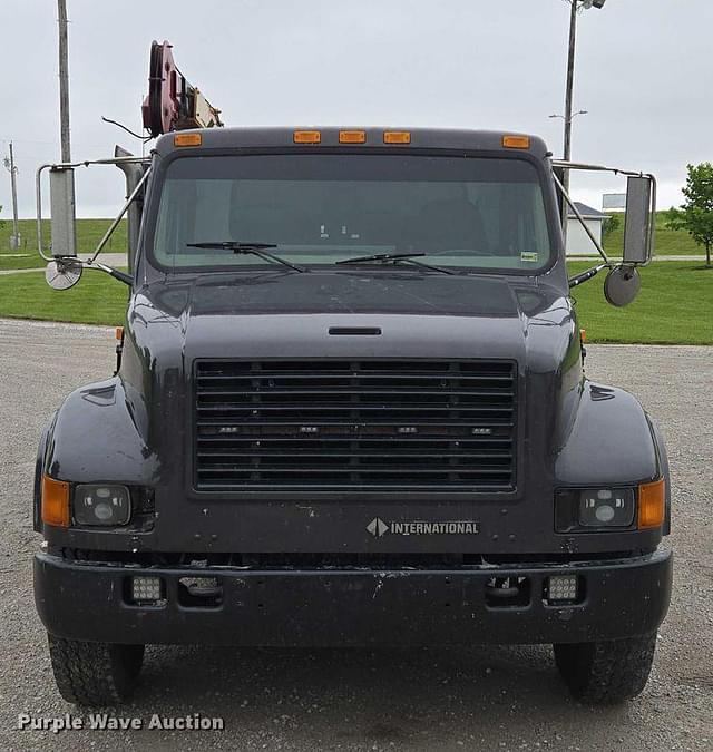 Image of International 4700 equipment image 1