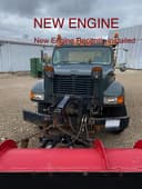 2000 International 4900 Image