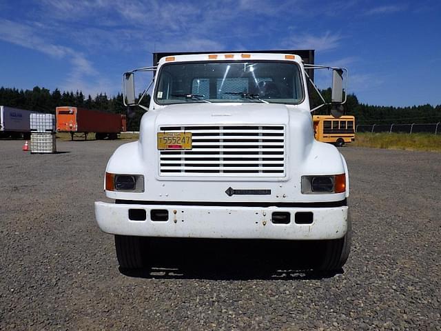 Image of International 4900 equipment image 1