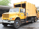 2000 International 4900 Image