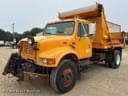2000 International 4900 Image