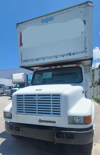 Image of International Navistar 4700 equipment image 1