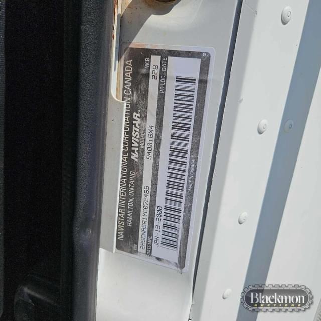 Image of International 9400 equipment image 2