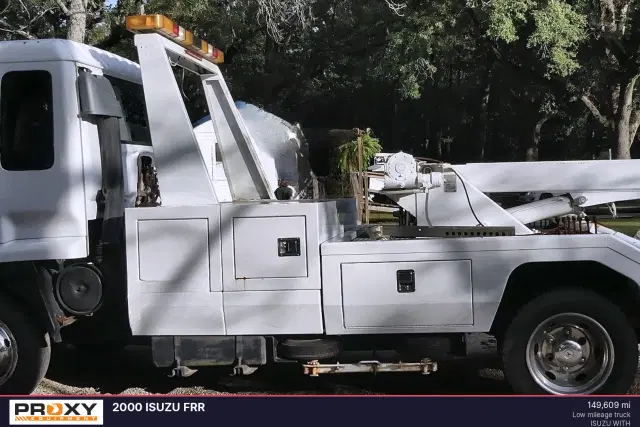 Image of Isuzu FRR equipment image 4