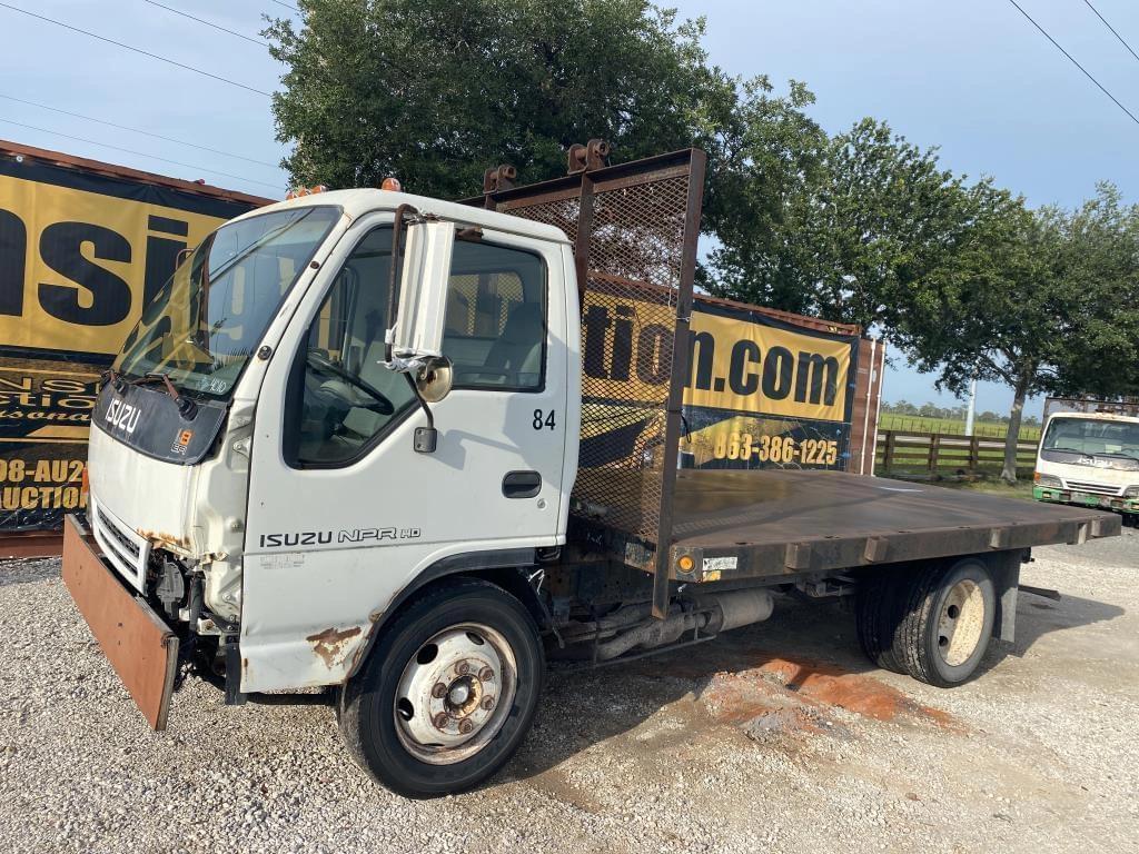 Image of Isuzu NPR-HD Primary image