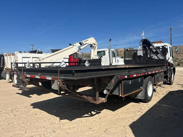 Image of Isuzu NPR equipment image 4