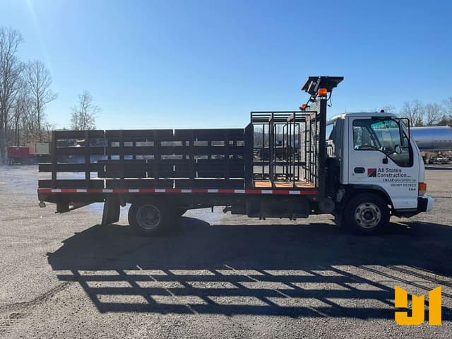 Image of Isuzu NPR-HD equipment image 3