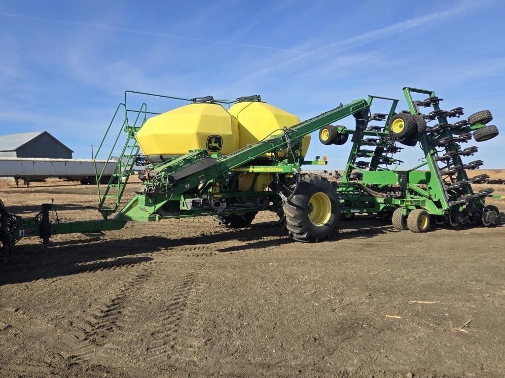 2000 John Deere 1890 Equipment Image0