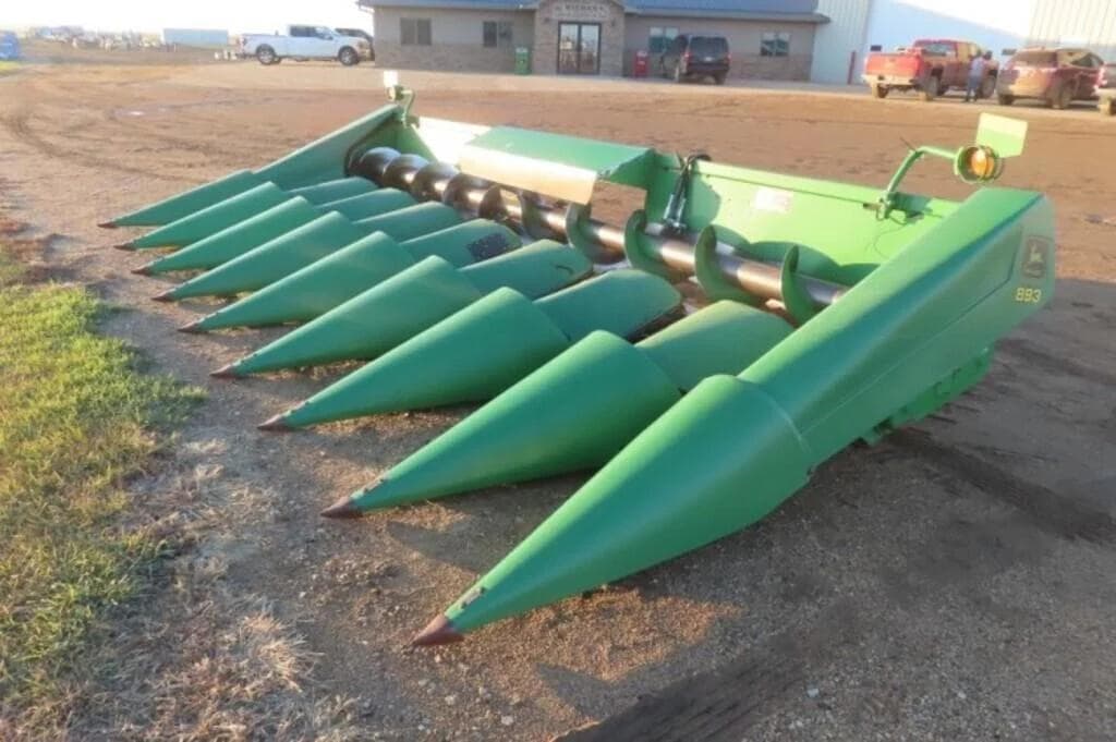 Image of John Deere 893 Primary image