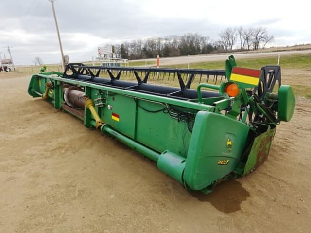 Image of John Deere 925F equipment image 2