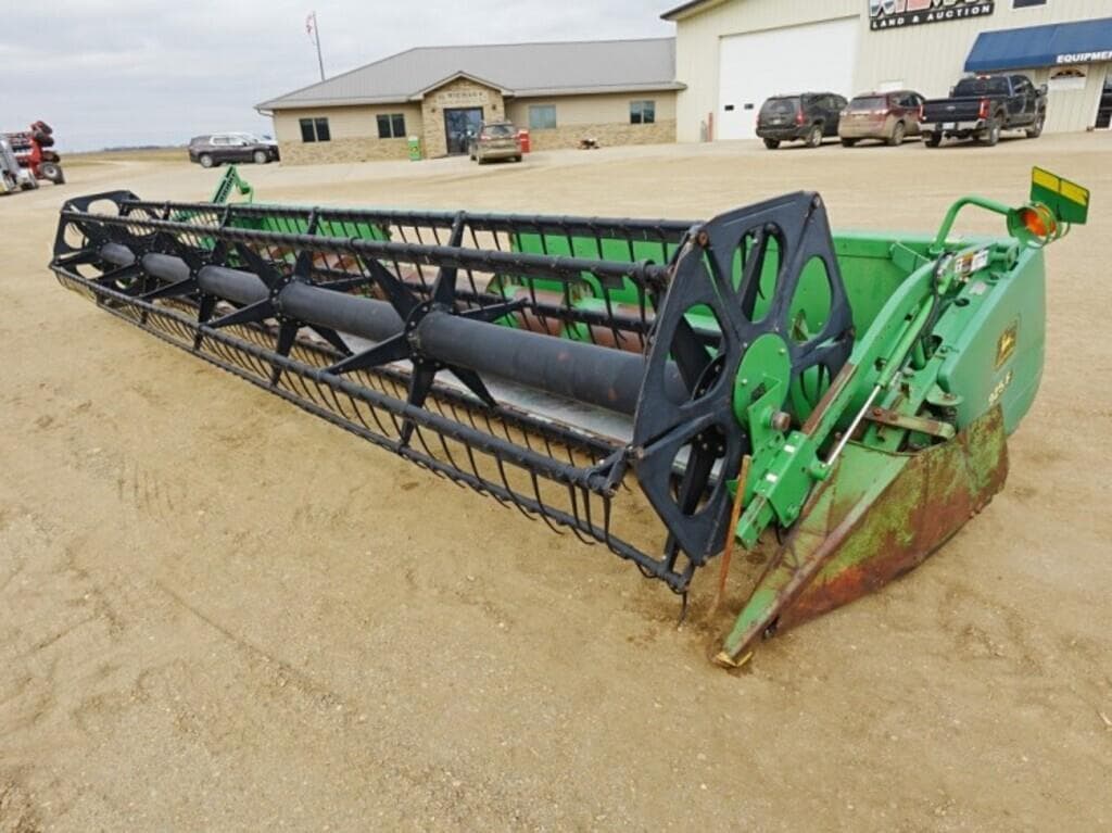 Image of John Deere 925F Primary image