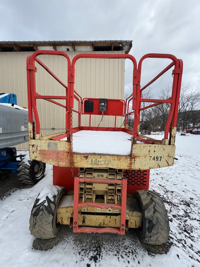 Image of JLG 260MRT equipment image 4