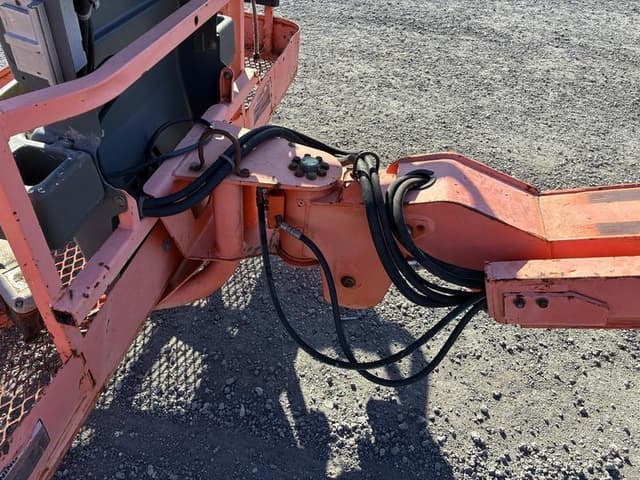 Image of JLG 400S equipment image 3