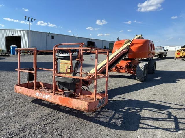 Image of JLG 400S equipment image 2