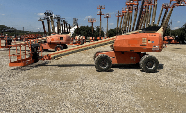 Image of JLG 600S equipment image 1