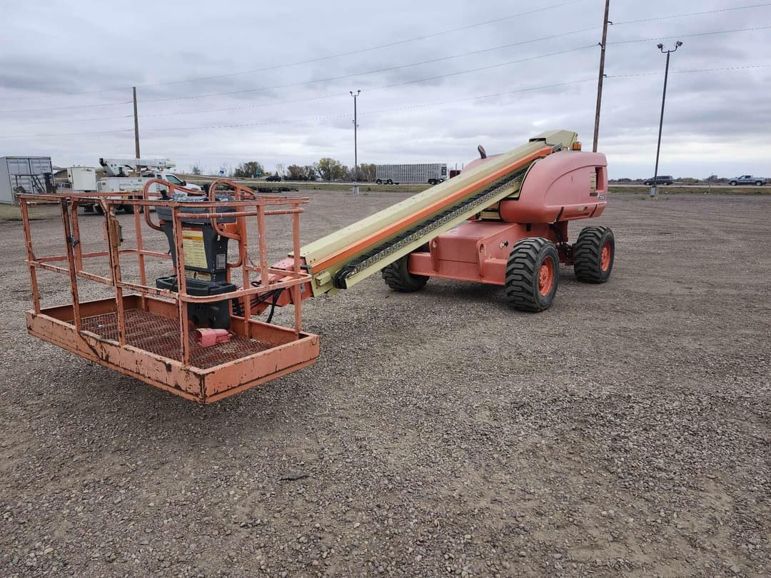 Image of JLG 600S Primary image