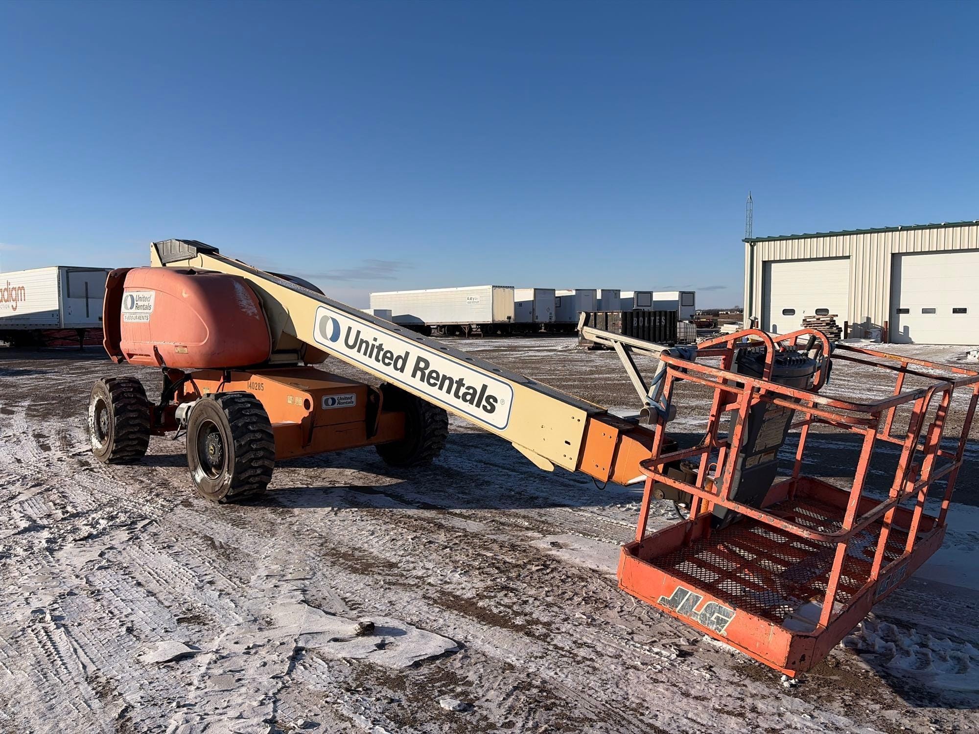 2000 JLG 600S Equipment Image0