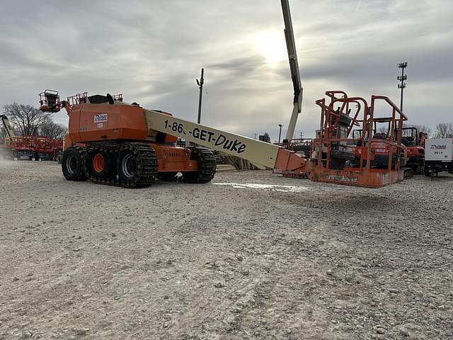 Image of JLG 600S equipment image 1