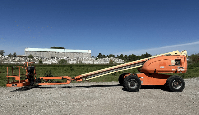 Image of JLG 660SJ equipment image 2