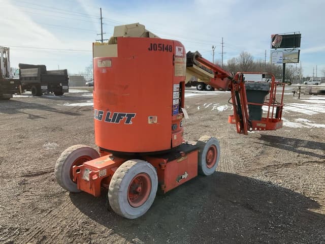 Image of JLG E300AJP equipment image 4