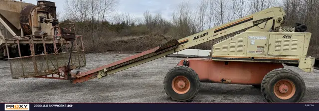 Image of JLG 40H equipment image 2