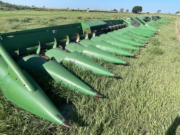 Image of John Deere 1293 equipment image 4