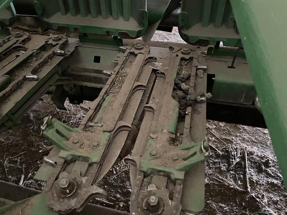 Image of John Deere 1293 equipment image 4