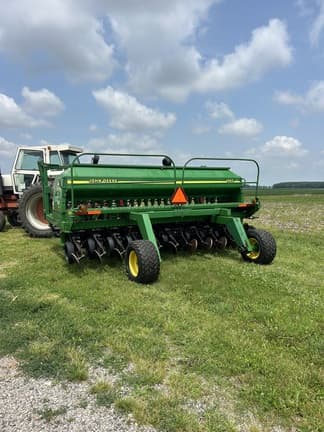 Image of John Deere 1560 equipment image 3