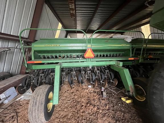 Image of John Deere 1560 equipment image 1