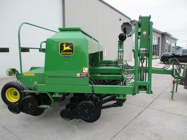 Image of John Deere 1560 equipment image 4