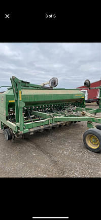 Image of John Deere 1560 equipment image 1