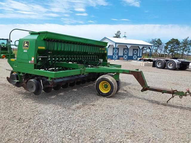 Image of John Deere 1560 equipment image 1